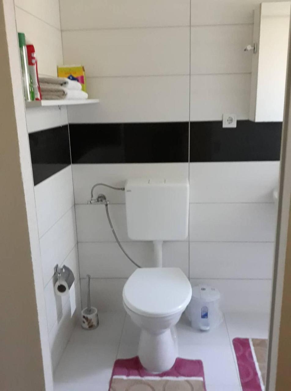 Apartman Renata Apartment Bihac Luaran gambar